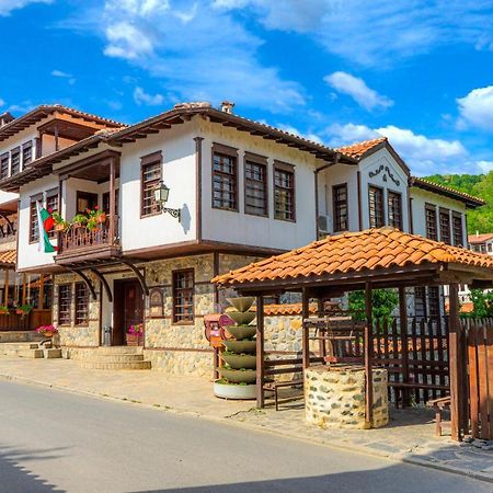 Alexandrov'S Houses 호텔 잘라토그라드 외부 사진