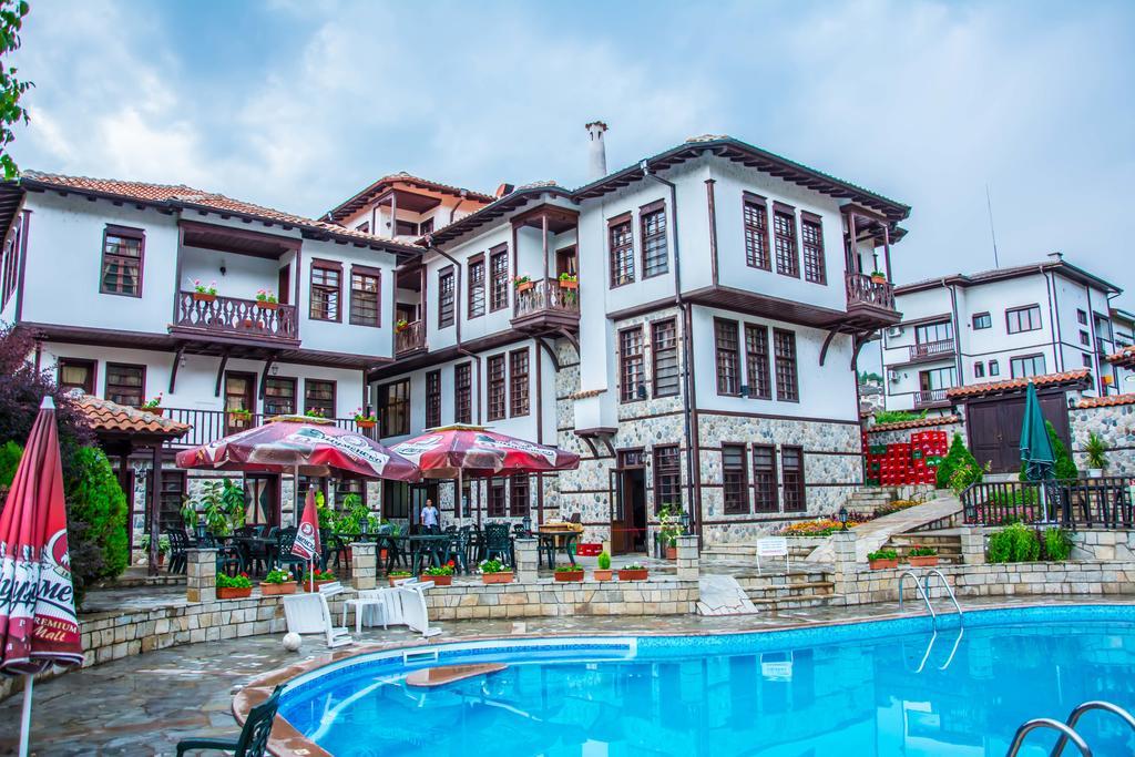 Alexandrov'S Houses 호텔 잘라토그라드 외부 사진